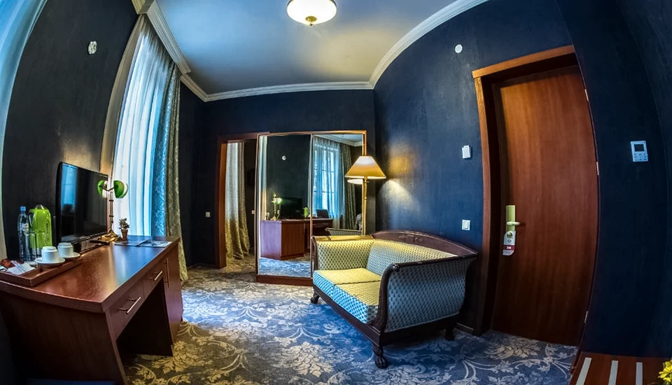 هتل آستوریا تفلیس